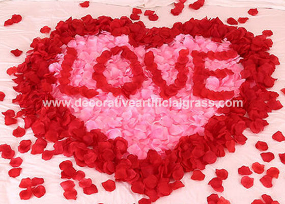 Silk Polyester Fabrics Artificial Rose Petals For Decoration Non-Toxic