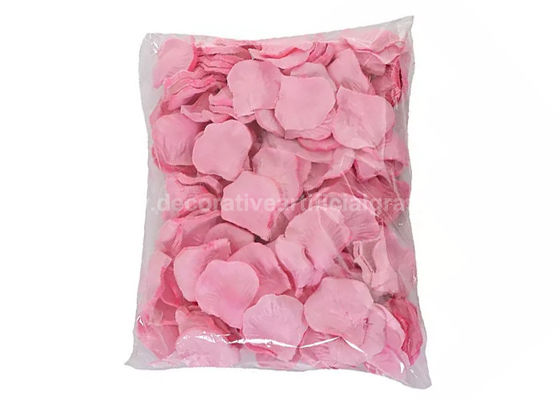 4.5*4.5cm 5*5cm Artificial Pink Silk Rose Petals Environmental-Friendly