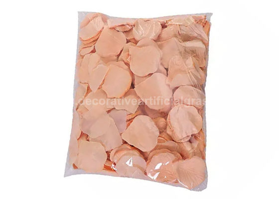 4.5*4.5cm 5*5cm Artificial Pink Silk Rose Petals Environmental-Friendly