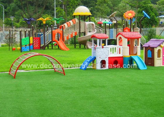 SBR Glue Realistic Artificial Grass Turf For Kindergarten Playground