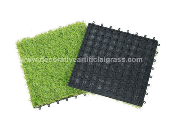 Synthetic Decorative Artificial Grass Flooring Interlocking Grass Tiles For Rooftop Balcony