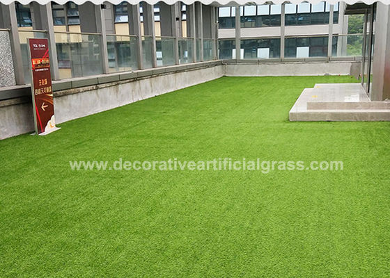 UVproof Decorative Fake Grass Lawn High Density PE + PP 30mm Geen For Rooftop