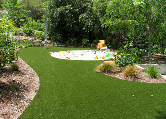 PE Realistic Green Decorative Fake Grass Lawn 40mm For Landscaping 45m / Roll